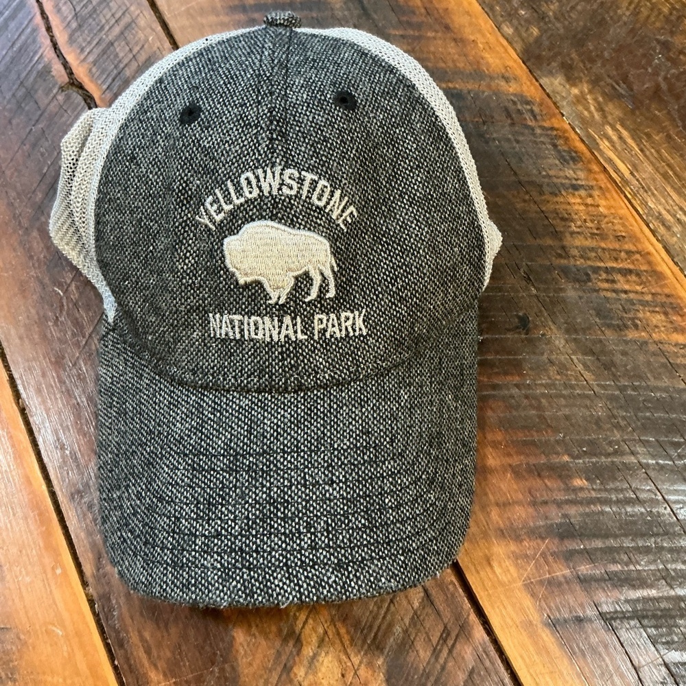New Era 39THIRTY Yellowstone National Park 1872 Hat L/XL Flex Fit Mesh Cap